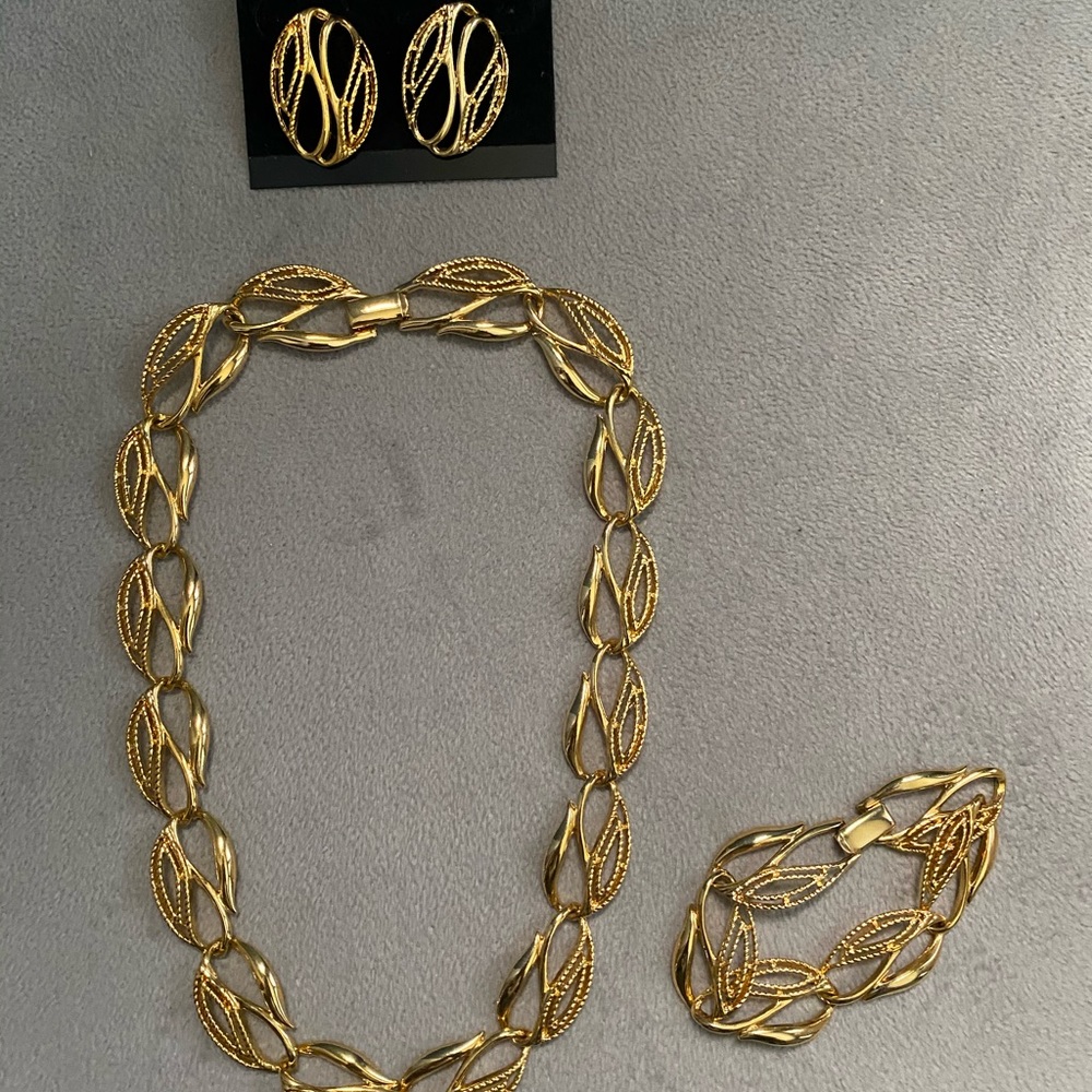 Vintage gold necklace earring and bracelet set